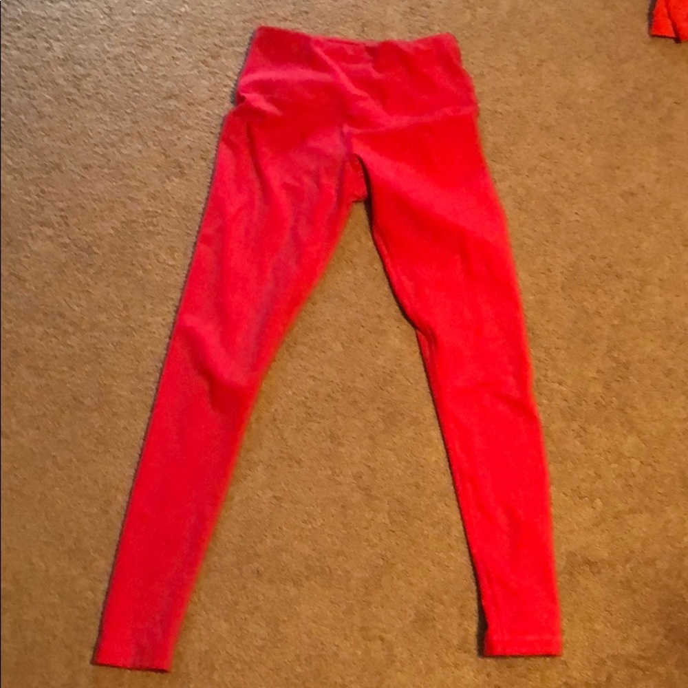 Yogalicious leggings.